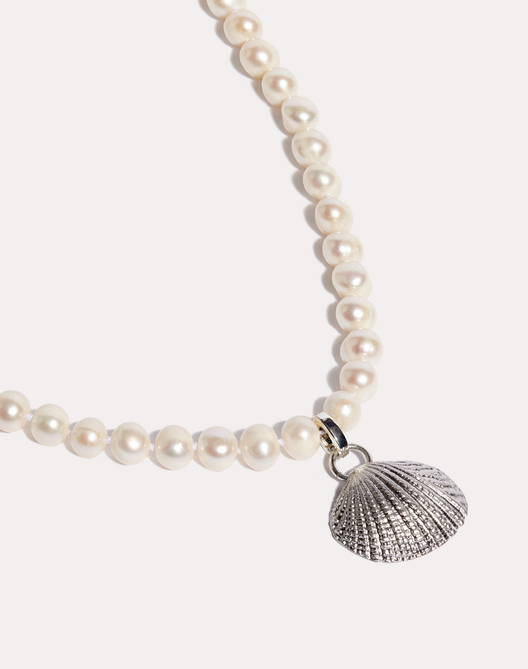Pearl Necklace with Botticelli Silver Charm Set